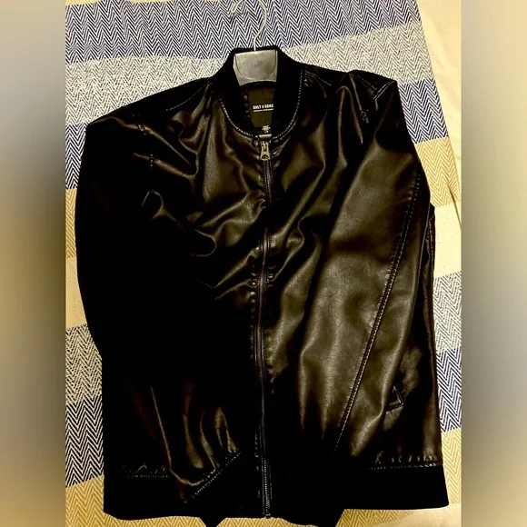 Only Sons men’s large leather bomber Brand new, not